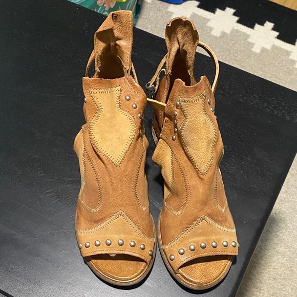 A.S.98 Maudie Leather Ankle Boots with Studs - Picture 3 of 12